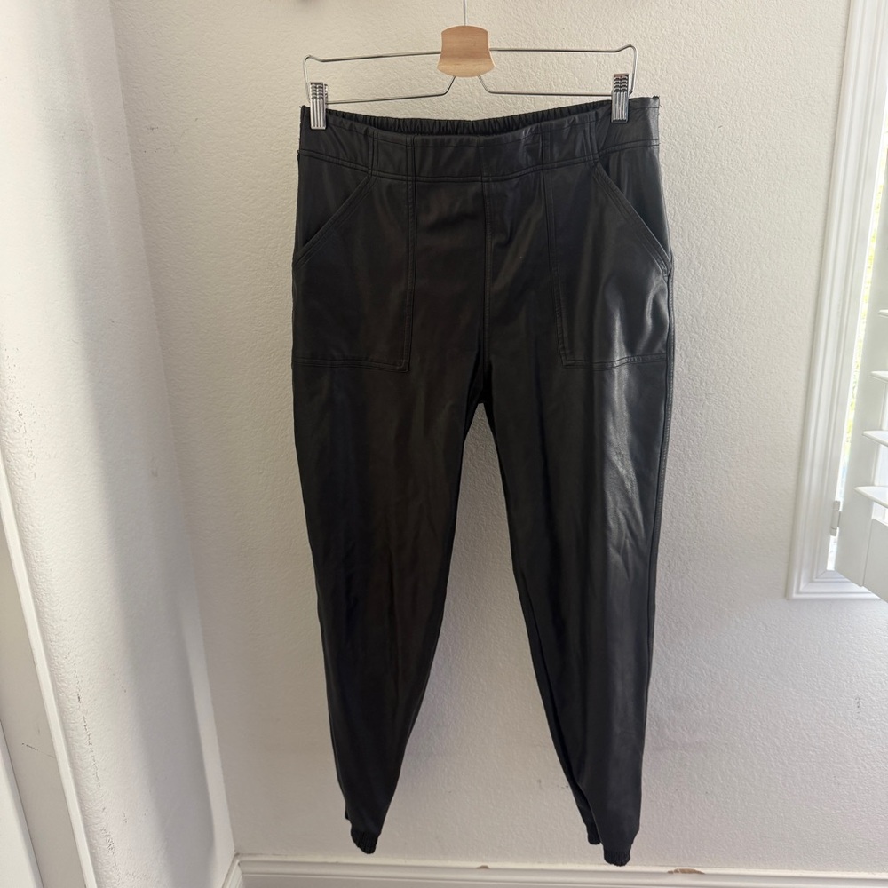 SPANX Black faux leather pull on joggers with pockets size L - Picture 2 of 9
